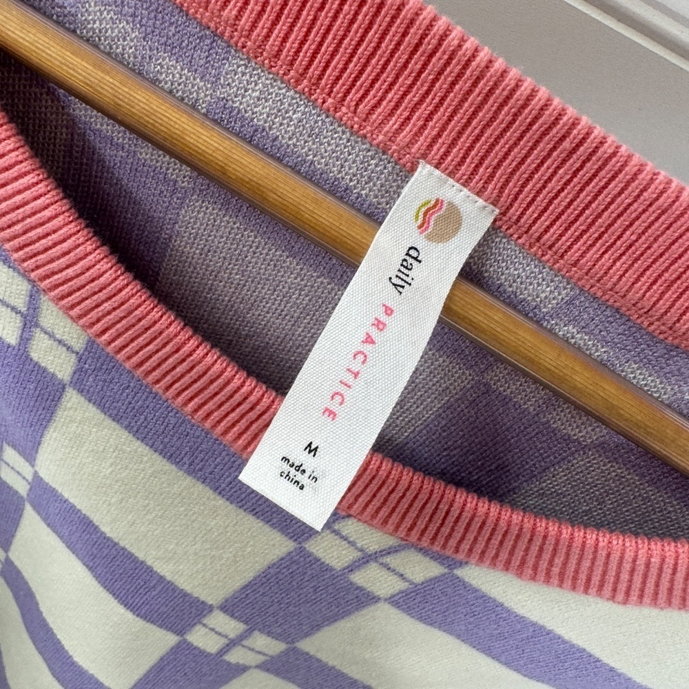 NEW Daily Practice Medium Cropped Sweatshirt Anthropologie - Picture 3 of 9